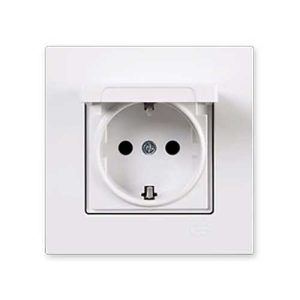 پریز برق ارت دار دربدار کامل اکونا