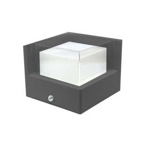 چراغ روکار دیواری ضدآب مربع بدنه مشکی 5 وات ایران زمین