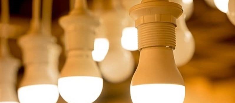 آیا لامپهای LED برای سلامت انسان مضر هستند؟ بررسی علمی ۱۴ نکته مهم